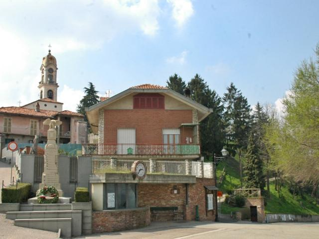 Monumento ai Caduti - Albugnano